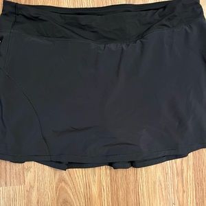 Lululemon athletica skirts size 12